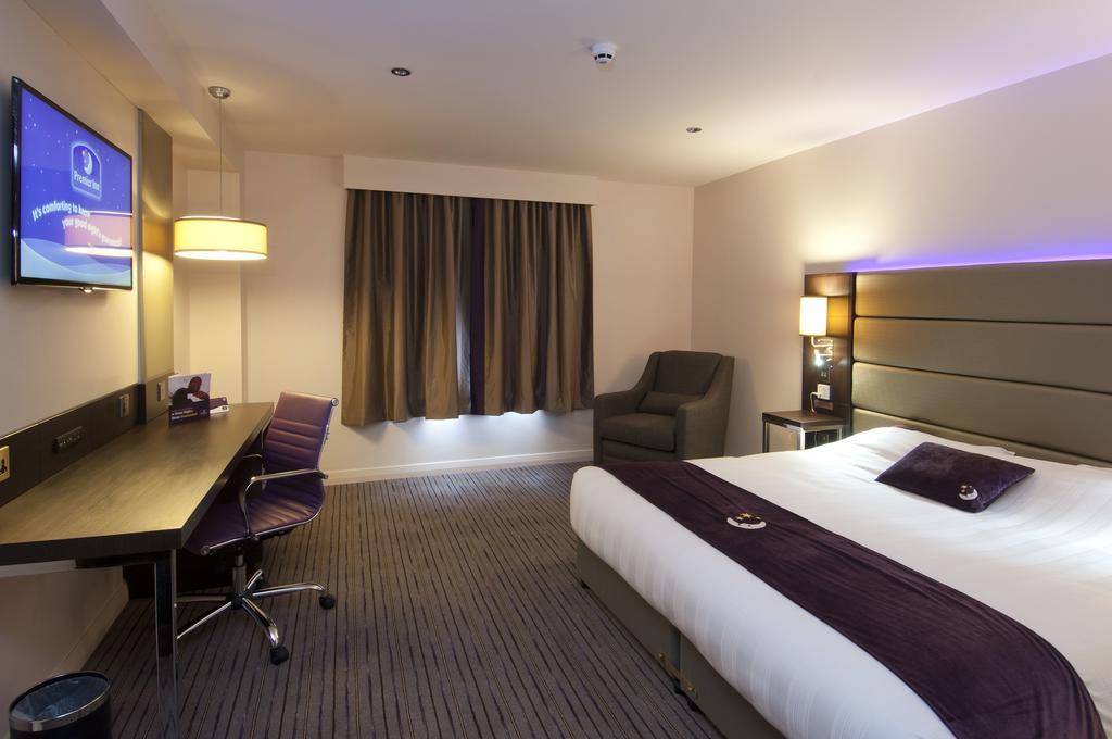 Premier Inn London City - Aldgate Bilik gambar
